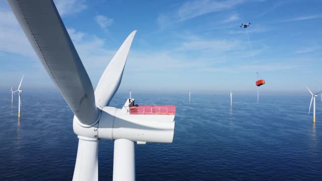Ørsted launches world’s first heavy-lift cargo drone operations at Borssele 1&2 Offshore Wind Farm